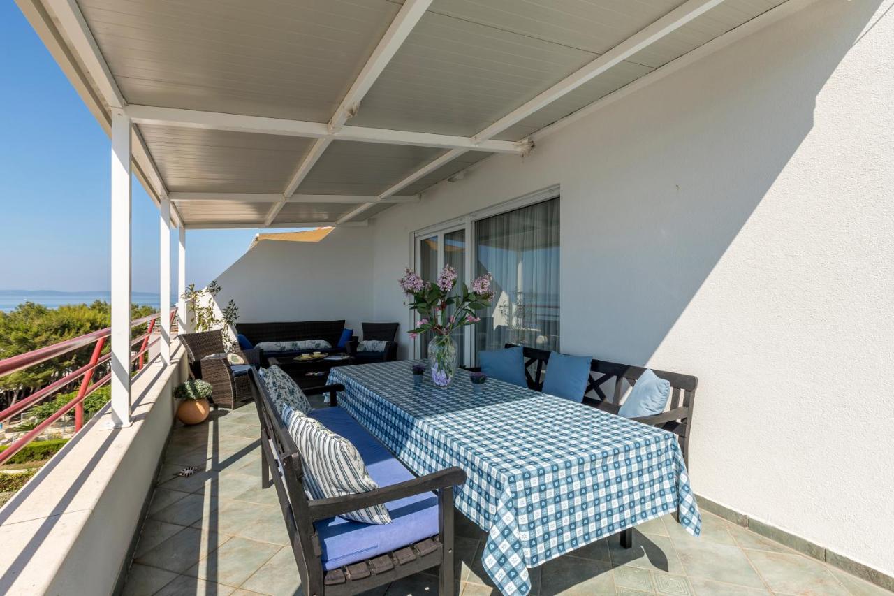 Seaside Penthouse With Hot Tub Sky Living Apartment Split Exterior photo